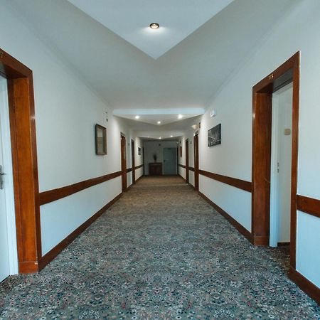 Hotel Marko Перемишль Екстер'єр фото