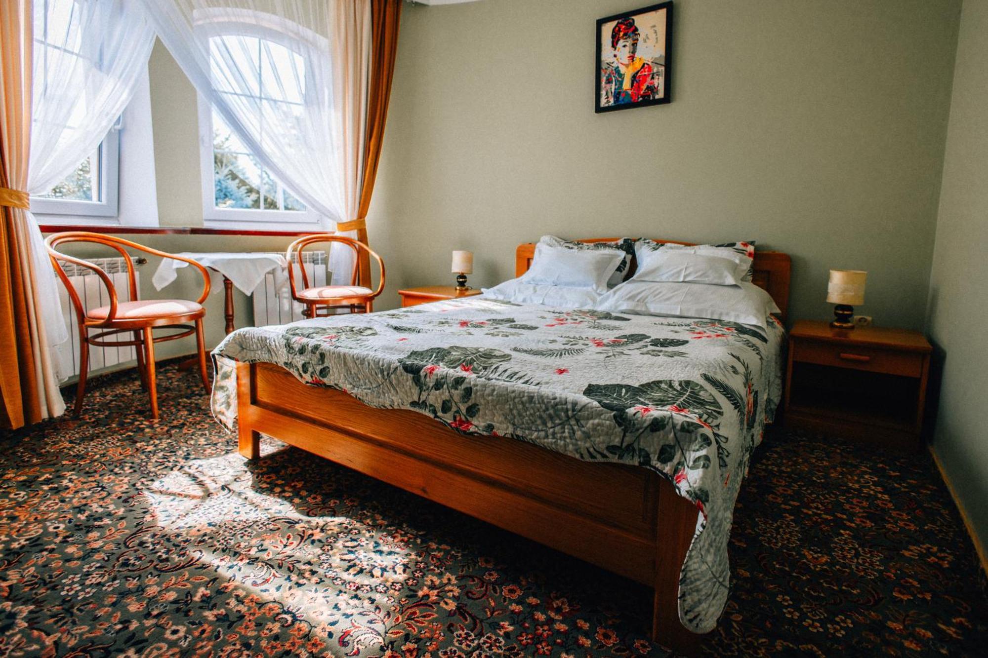 Hotel Marko Перемишль Екстер'єр фото